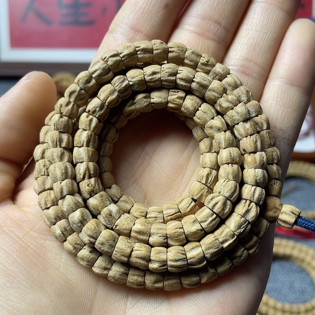 柏香籽/百香籽吊坠粉油皮龙脊大肠7mm