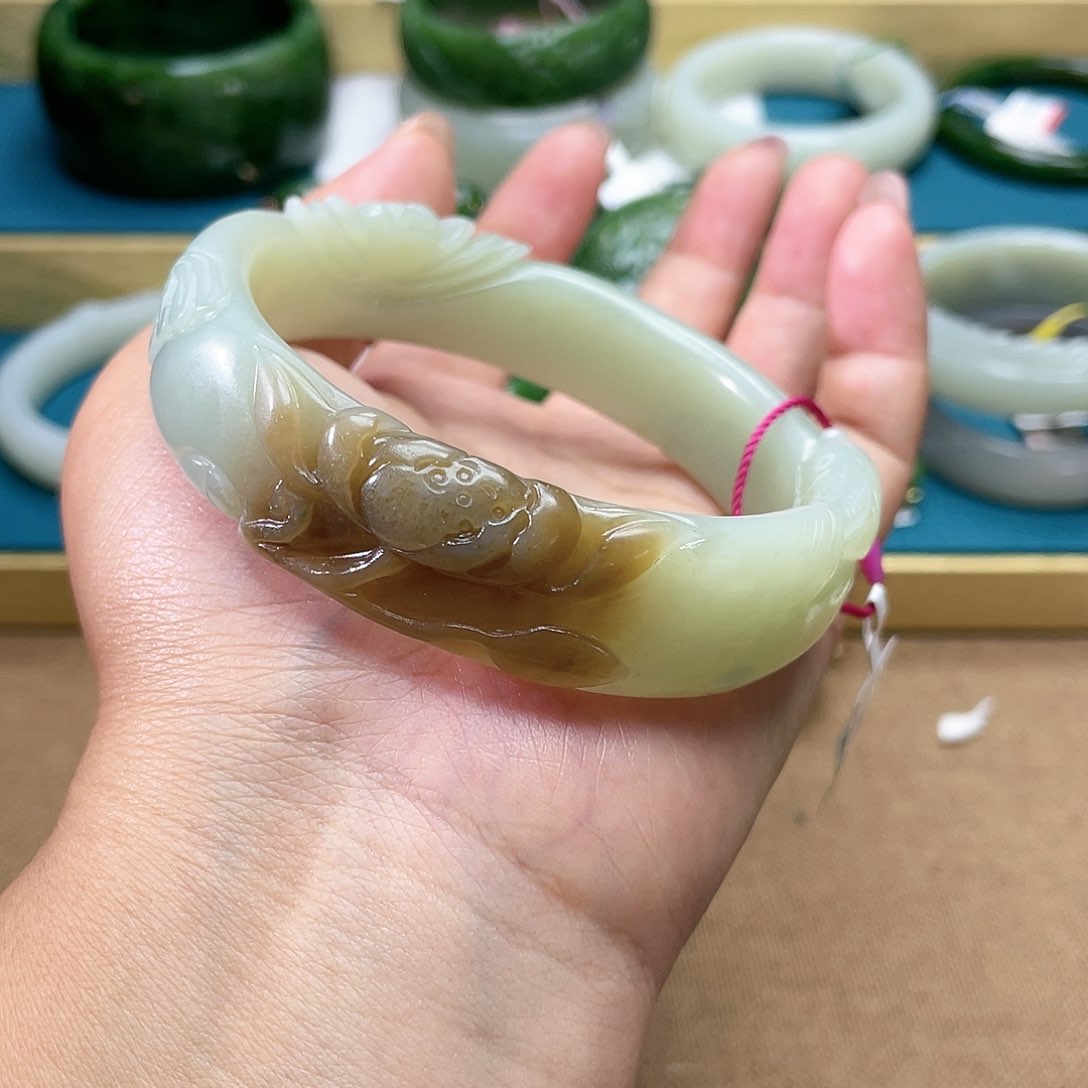 【闪购商品】和田玉手镯65圈口25未镶嵌