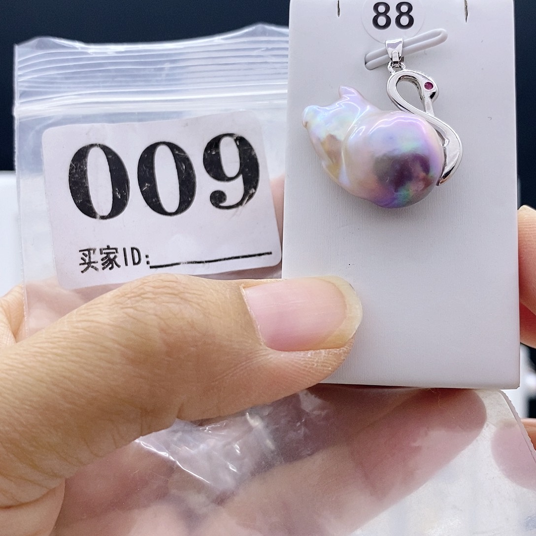 颈饰淡水珍珠钛钢