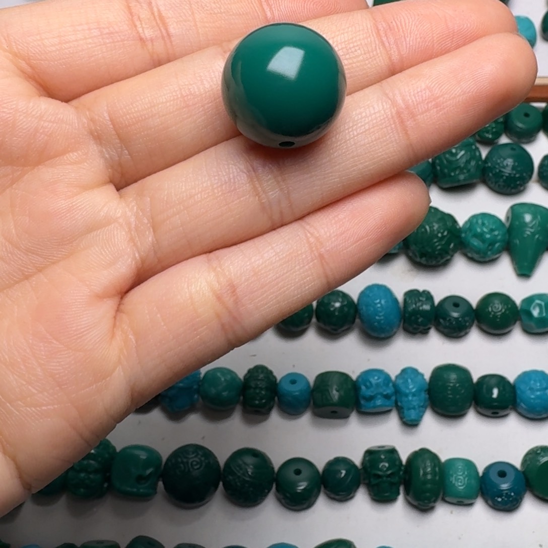 琉璃颈饰李**.科技松配饰