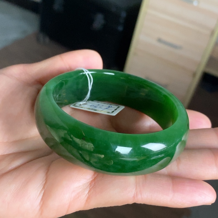 【闪购商品】未镶嵌手镯和田玉（碧玉）