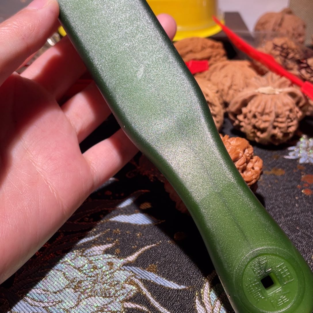 榴****大叶紫檀（黑酸枝木类）绿色刷子