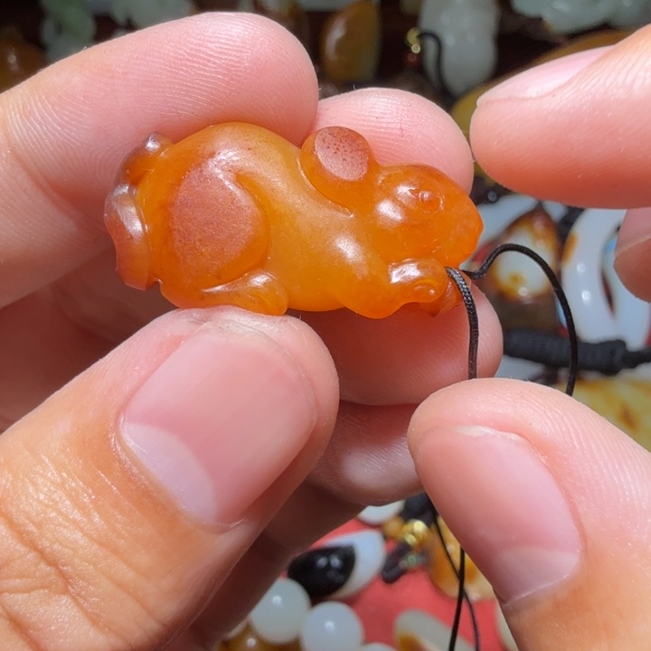 和田玉颈饰未镶嵌光**限