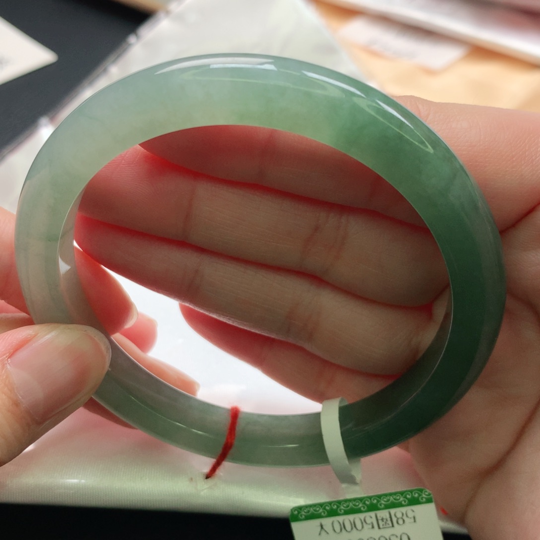 翡翠手镯未镶嵌5859圈