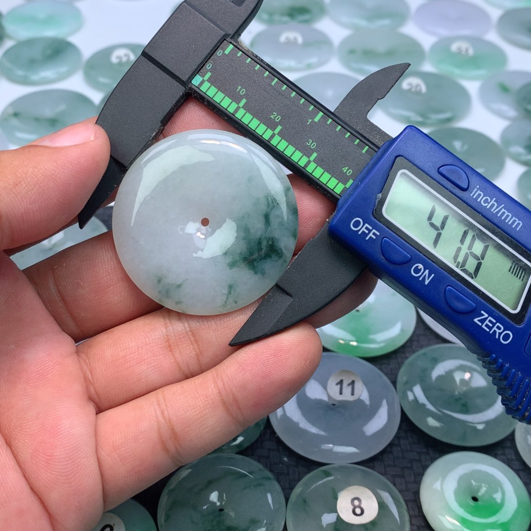 翡翠未镶嵌颈饰缅甸天然A货翡翠