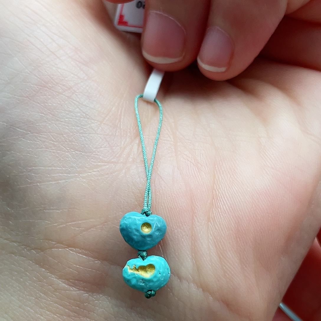 绿松石颈饰未镶嵌