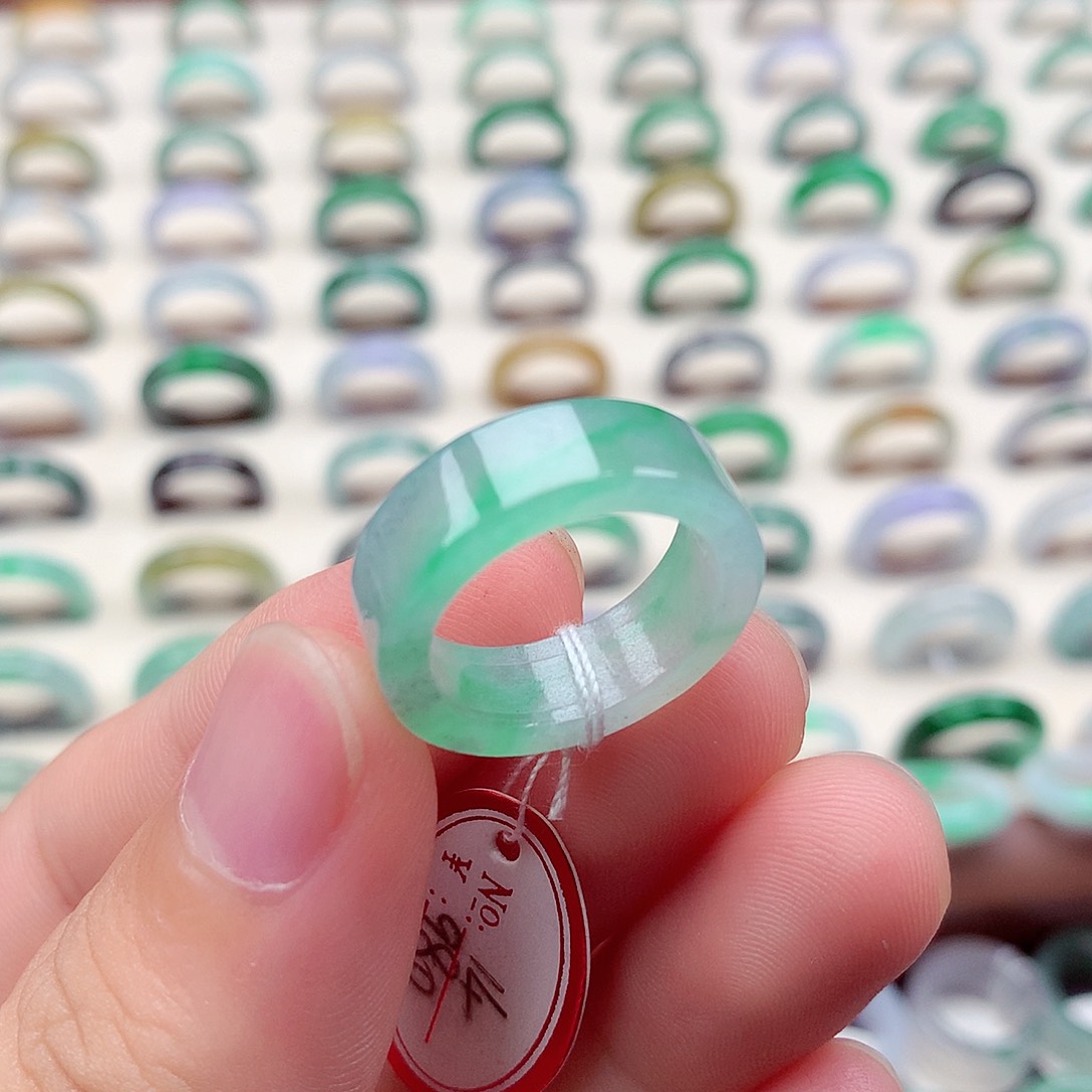 翡翠戒指未镶嵌14号