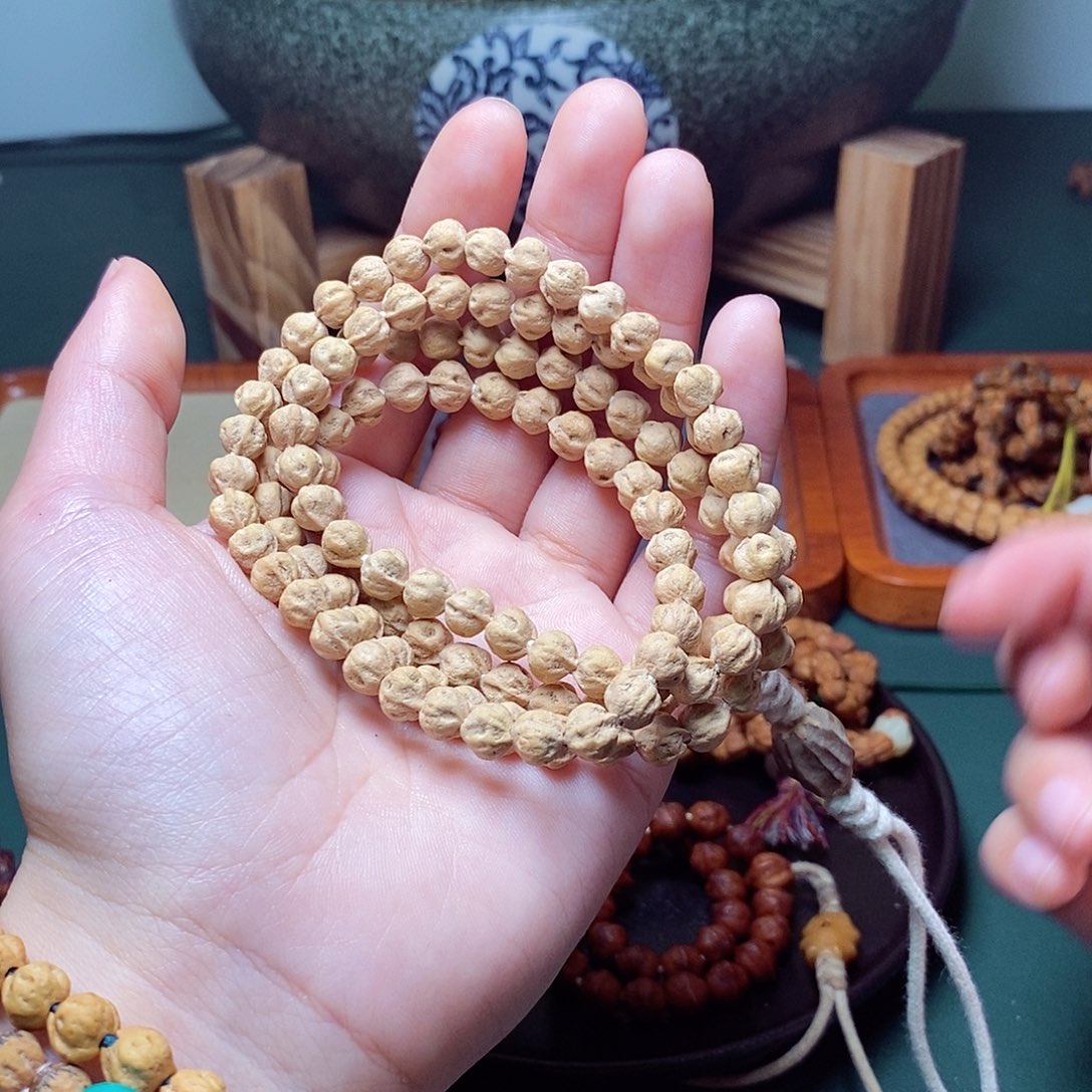 柏香籽/百香籽吊坠458.8莲花