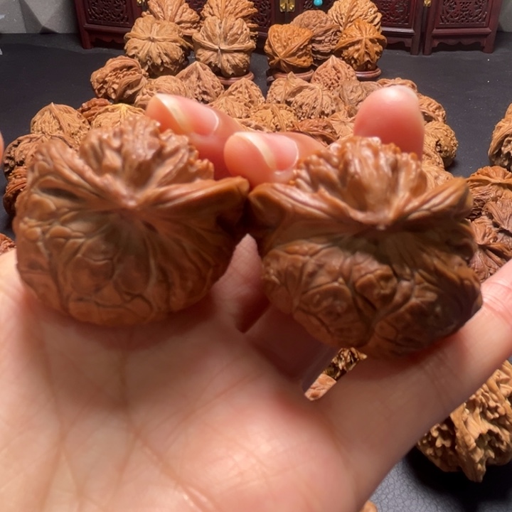 宫灯蛇头34尺寸核桃哈哈哈哈哈