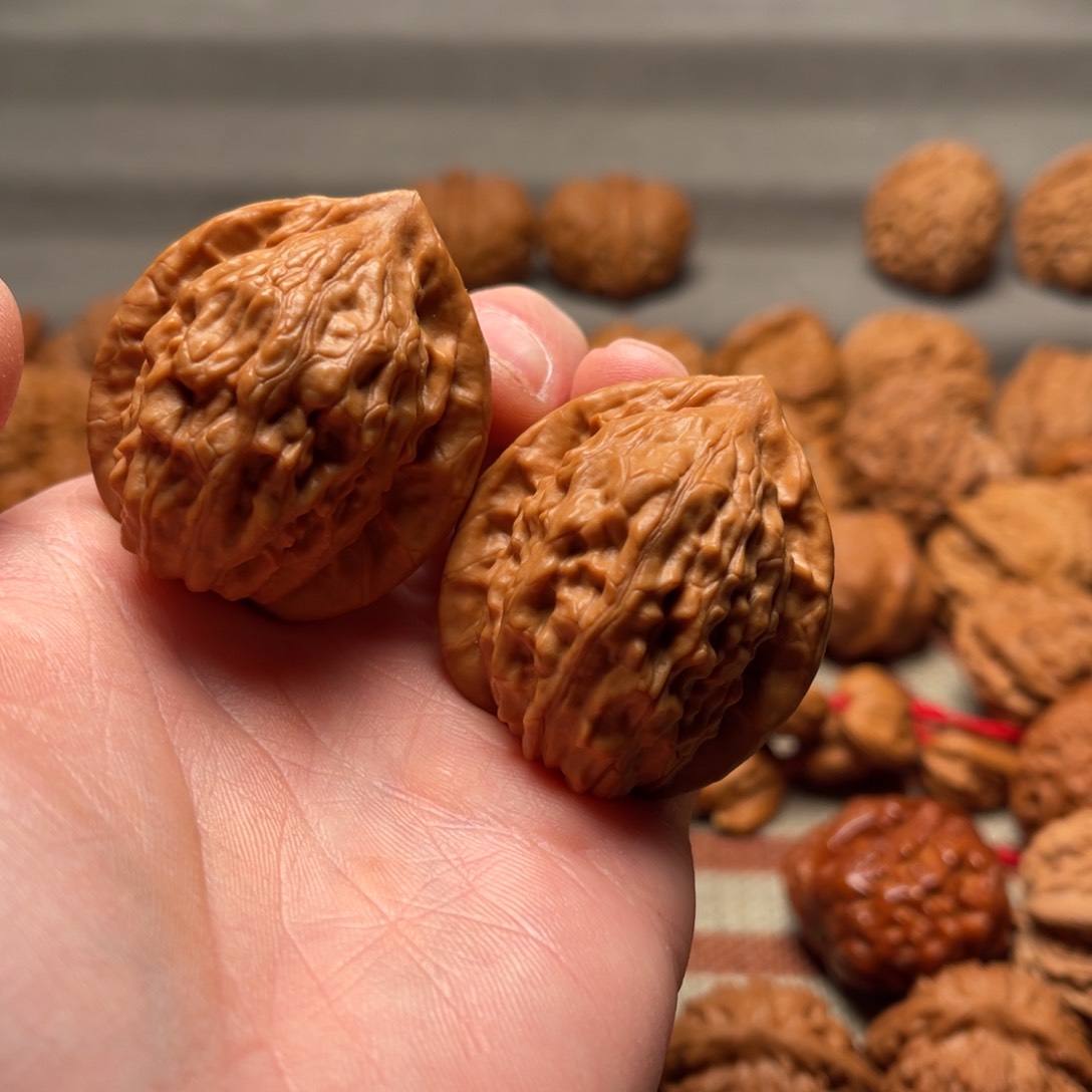 文玩核桃把件39大红袍