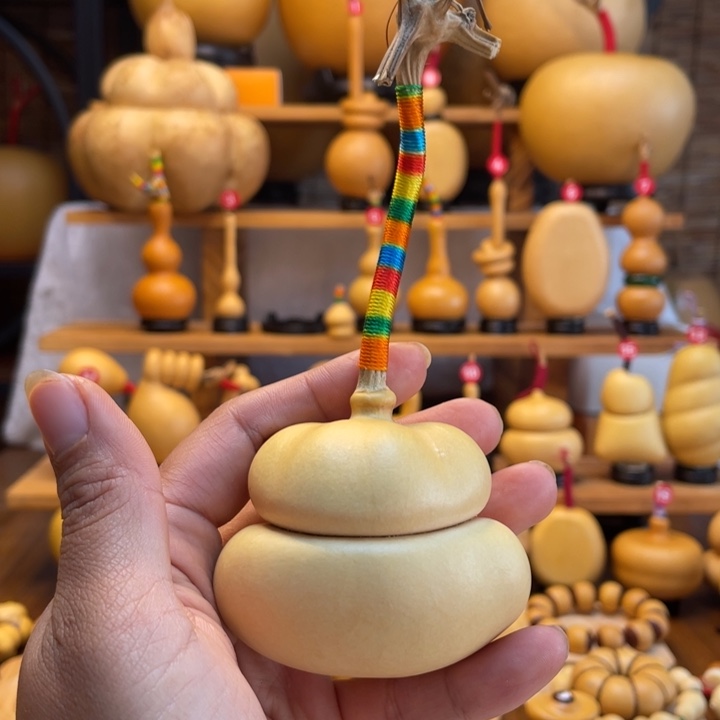 *****天然葫芦自然生长