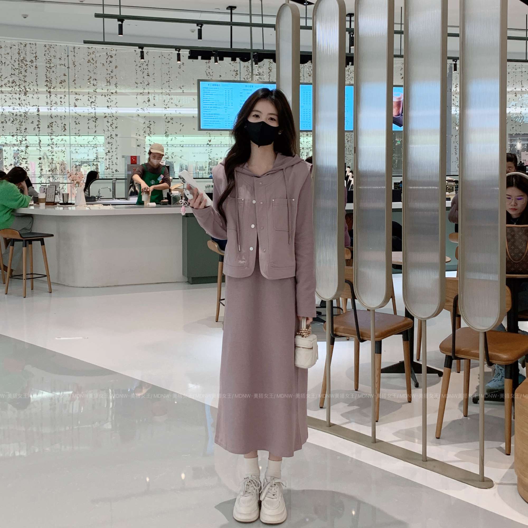 【两件套装】设计师新款春装连帽卫衣裙+牛仔马甲外套套装TZ1984
