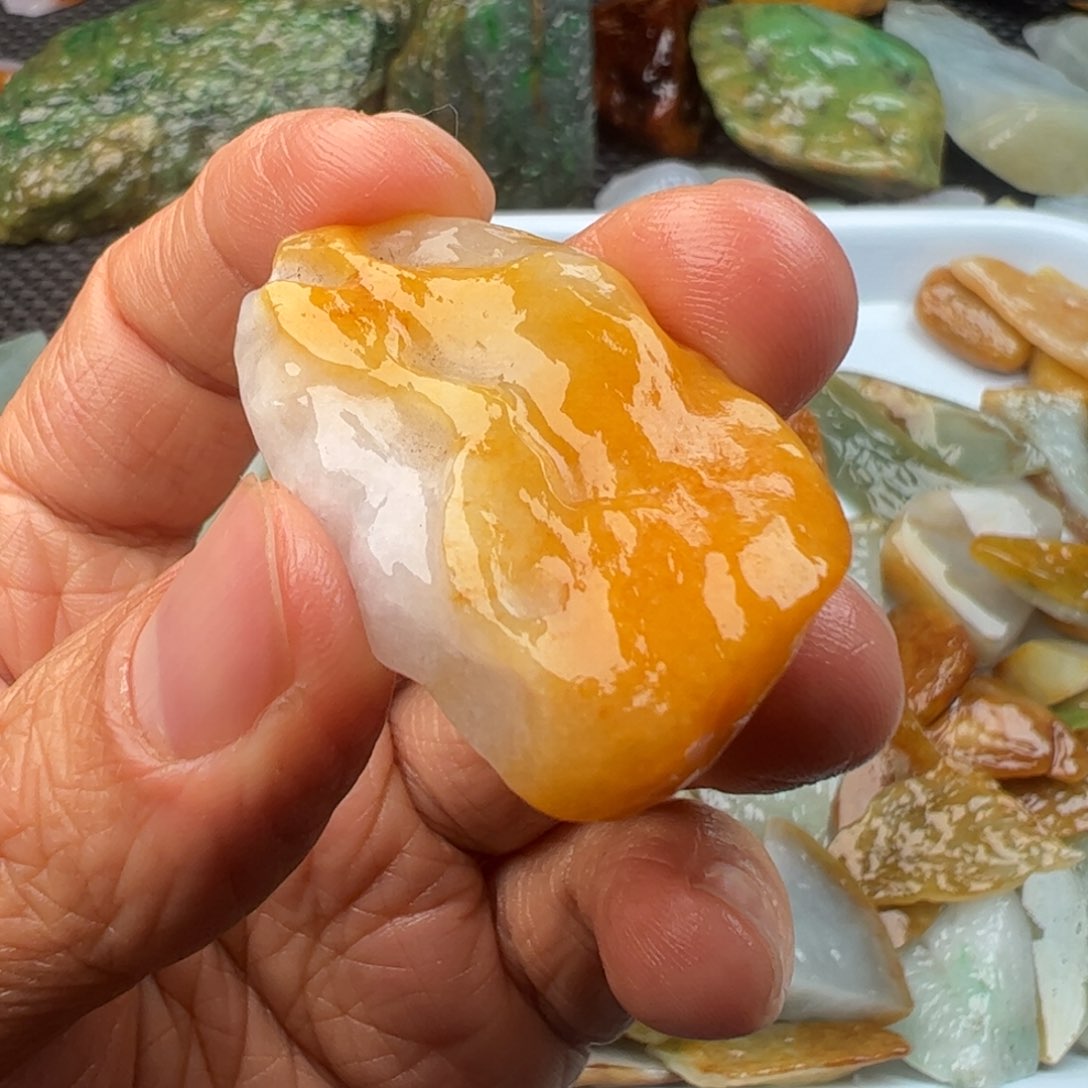 翡翠裸石缅甸翡翠