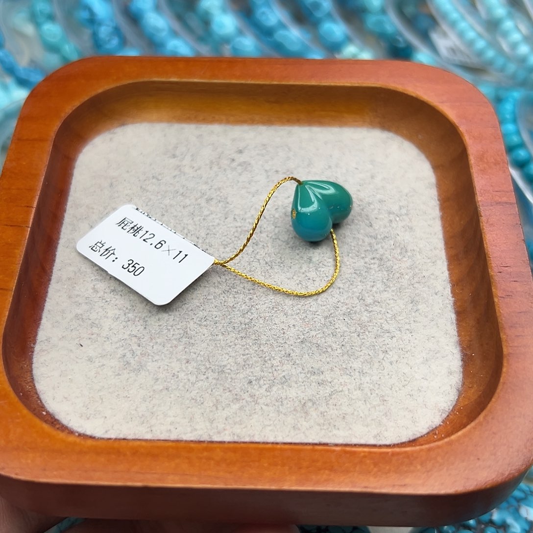 绿松石未镶嵌珠宝半成品
