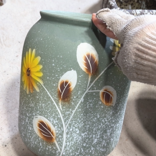 罐默认微瑕，有孔编号13-305