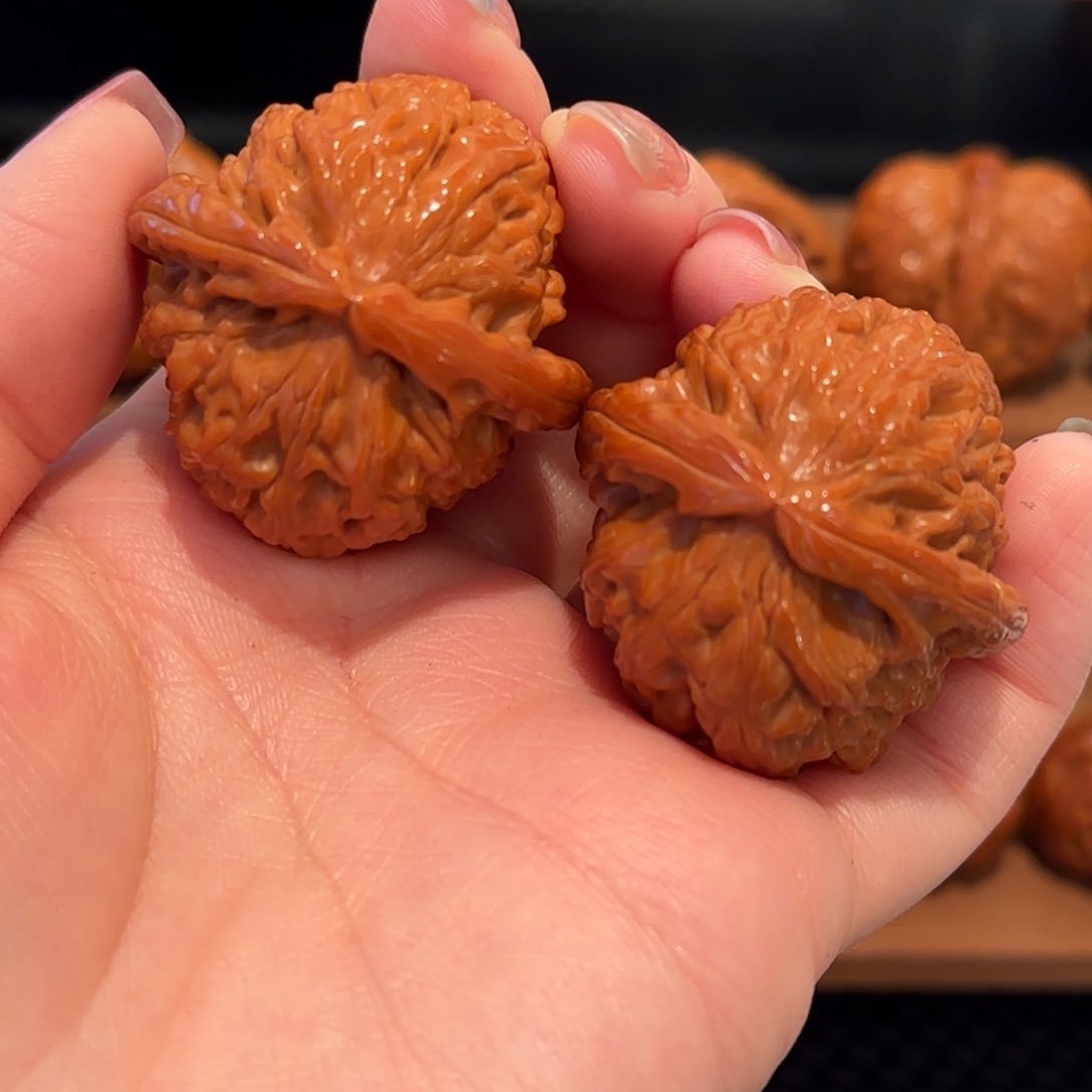 桃核把件白狮子38 精品1407