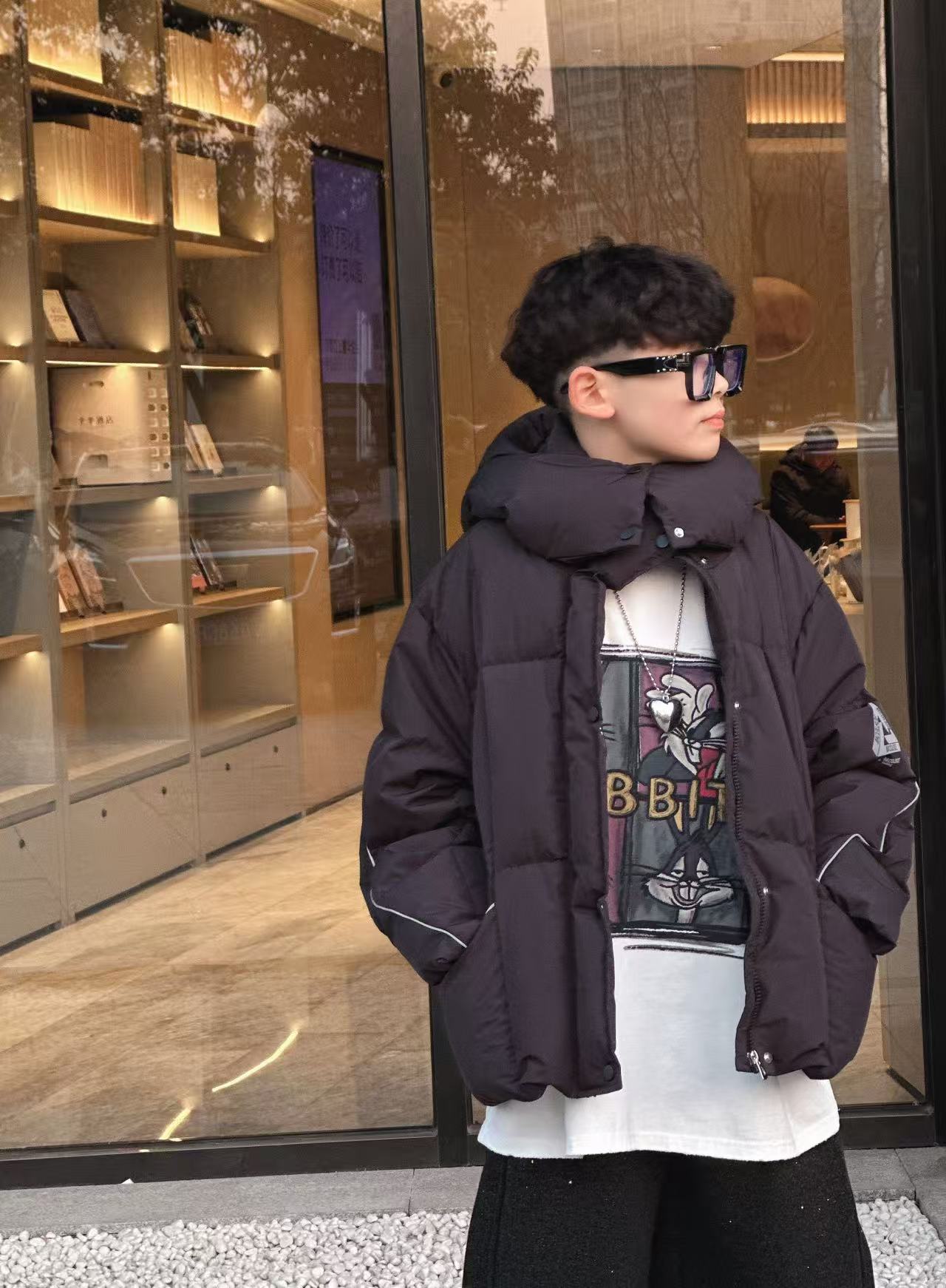 【高货炭黑羽绒】儿童冬季90白鸭绒羽绒外套，模特穿150