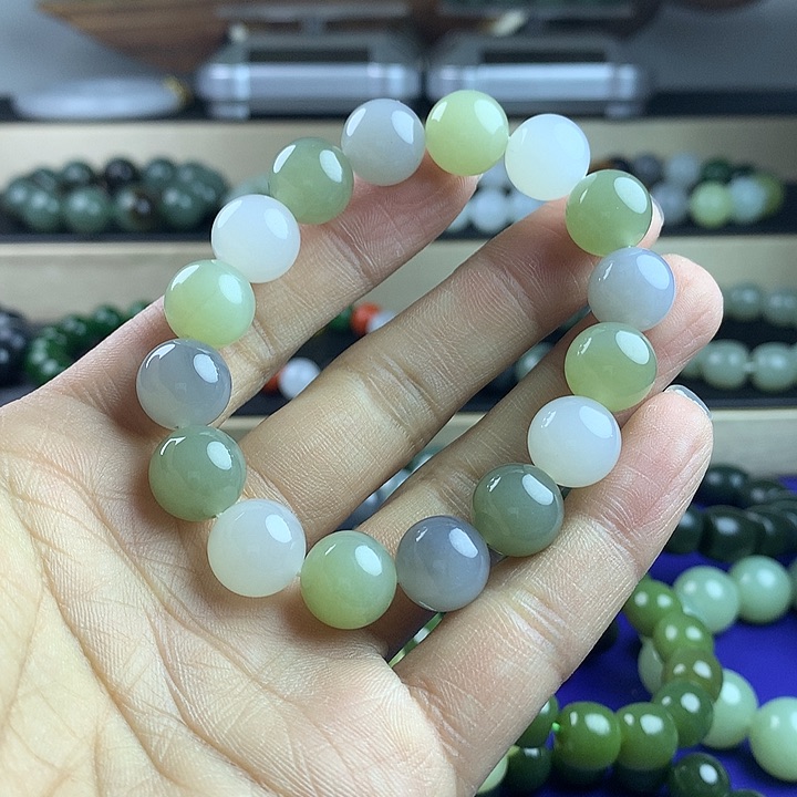 和田玉手串未镶嵌