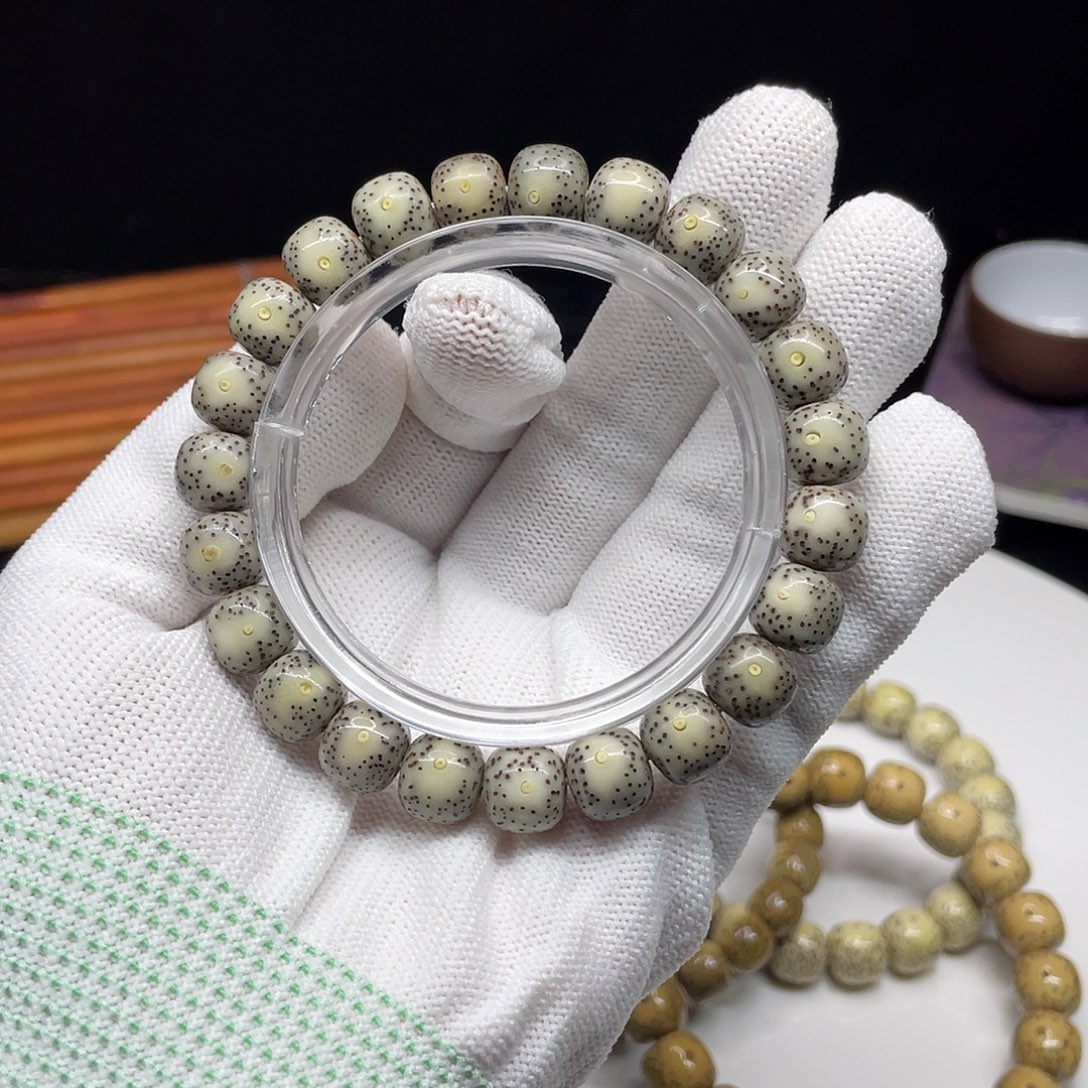 吊坠星月菩提13。10/9灰冰黄金瞳