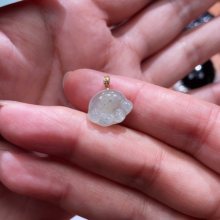 翡翠18K金镶嵌颈饰翡翠