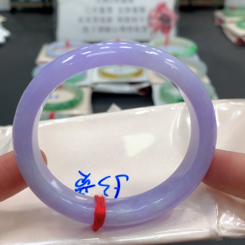 【闪购商品】翡翠手镯未镶嵌藥*兔翡翠