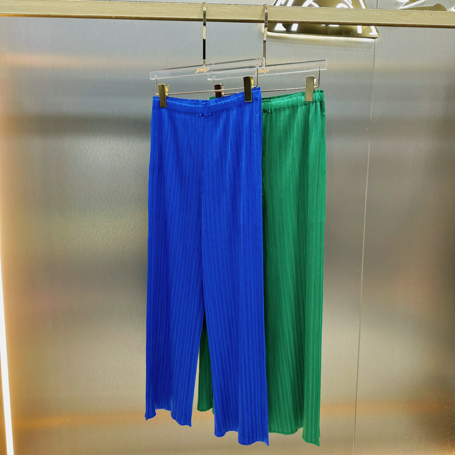 三宅褶皱秋季新款裤子宽松直筒休闲直筒裤简约高腰垂感长裤