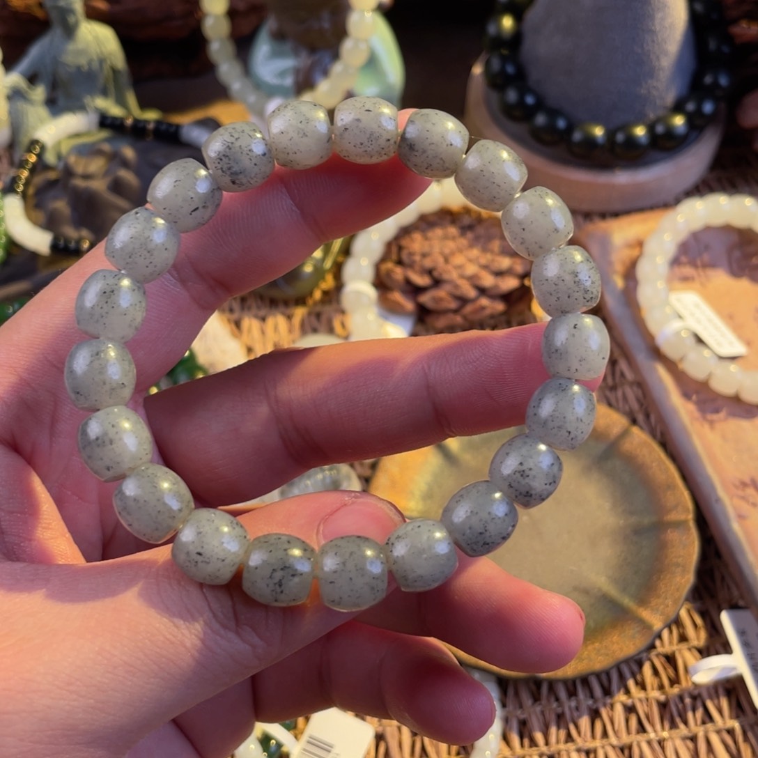 未镶嵌手链和田玉