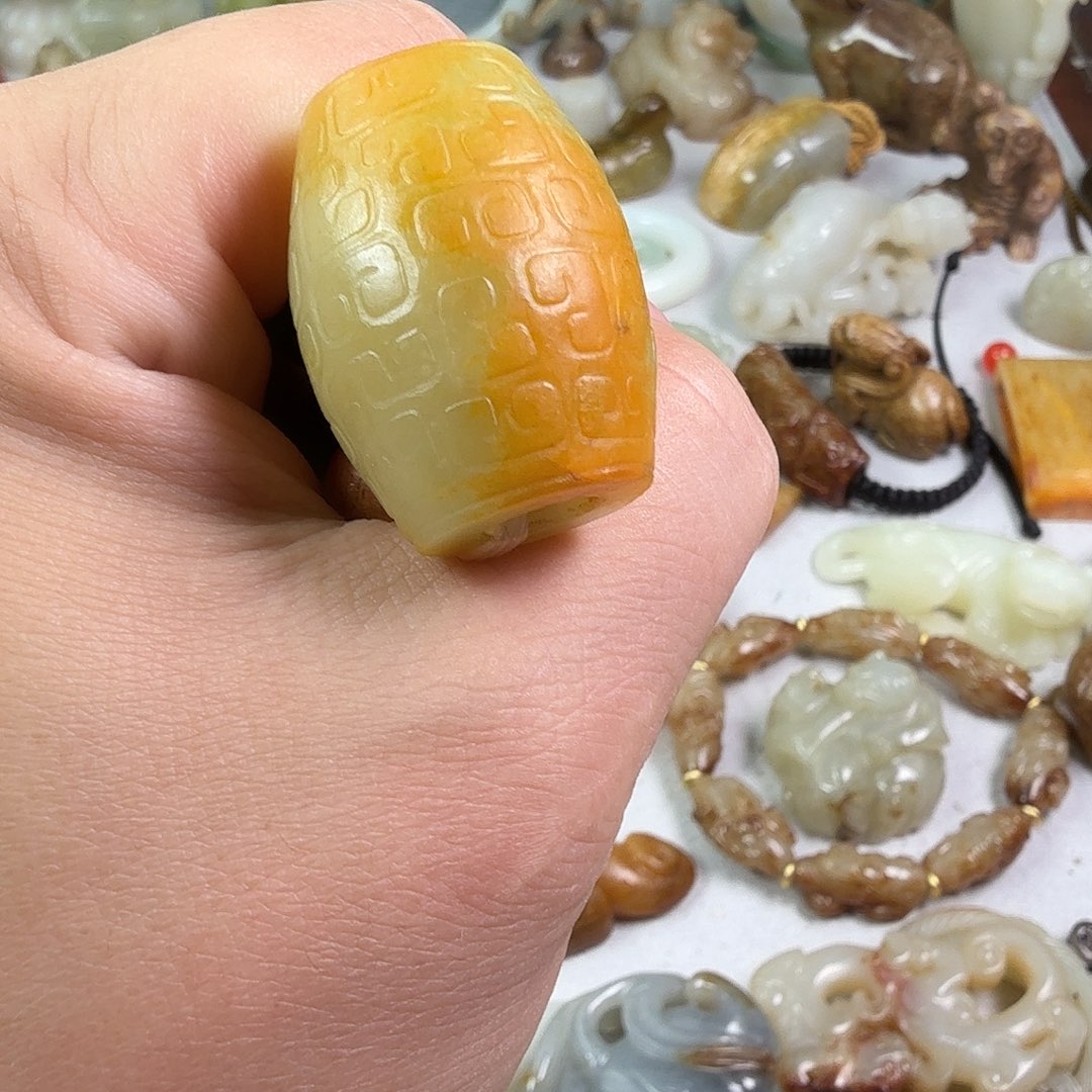 简***乐和田玉（糖玉）未镶嵌颈饰