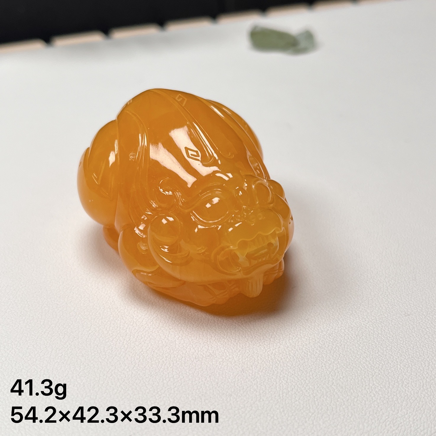 顶红焦皮蜜蜡貔貅女款气质