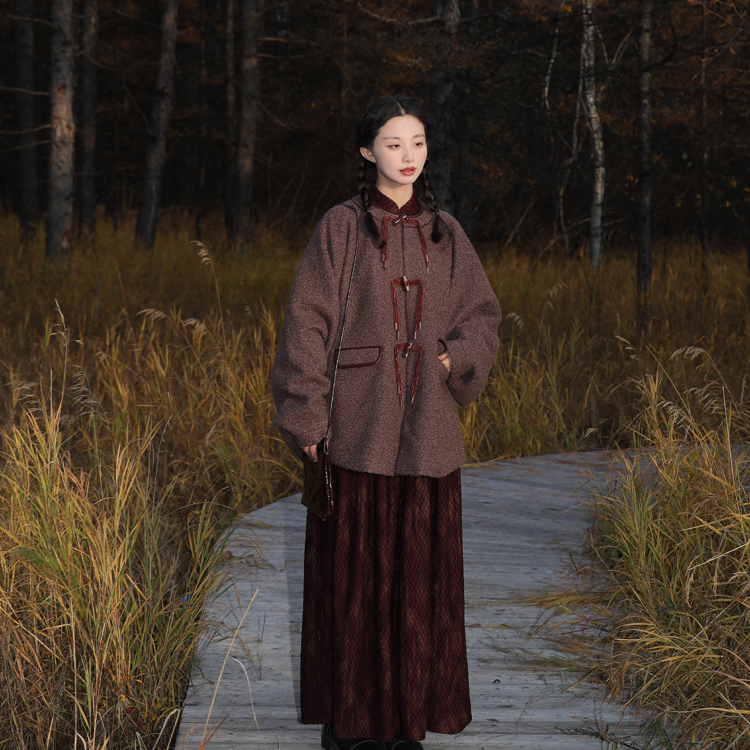 谜阿凰【桑宁】明制汉服烫金工艺高级感A字廓形连衣裙显高显瘦女裙