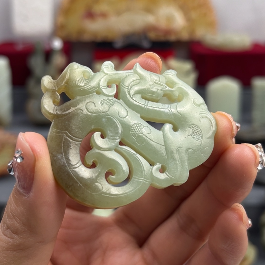 和田玉未镶嵌颈饰鉴古藏珍鉴古藏珍