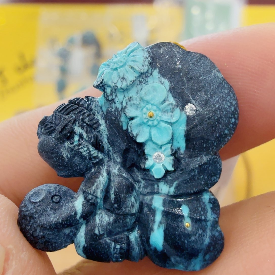 绿松石未镶嵌珠宝奇石