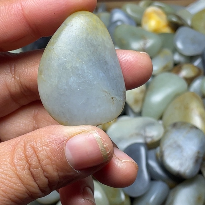 和田玉（子料）未镶嵌珠宝半成品