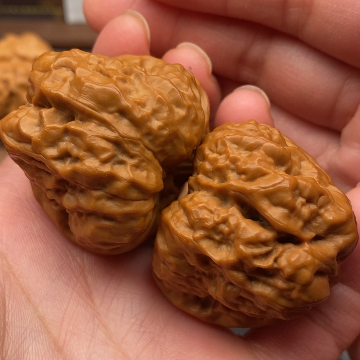 【闪购商品】文玩核桃把件边40左右