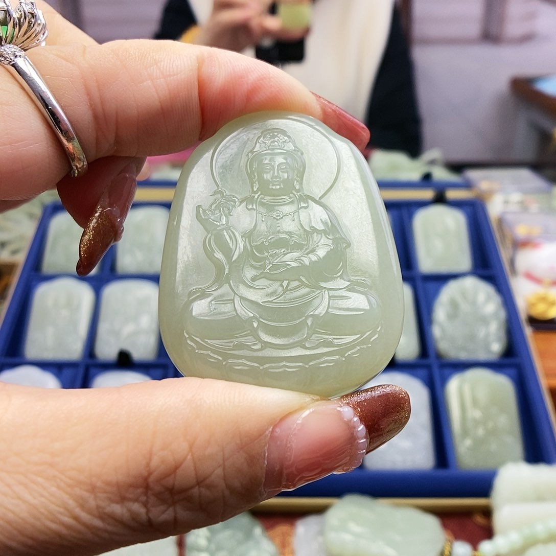 【闪购商品】和田玉颈饰未镶嵌娟*
