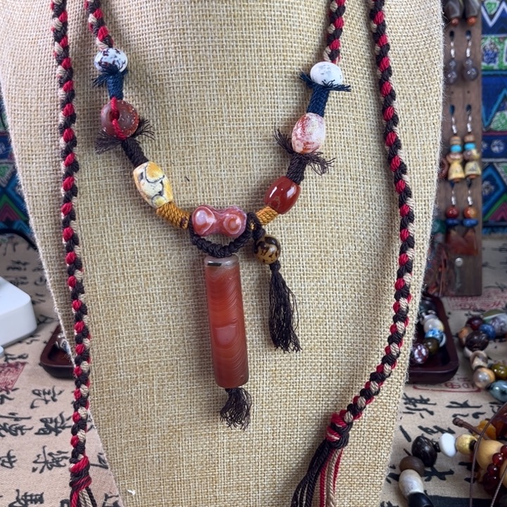 玛瑙/玉髓未镶嵌颈饰