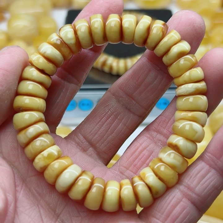 未镶嵌琥珀（矿物珀）手串