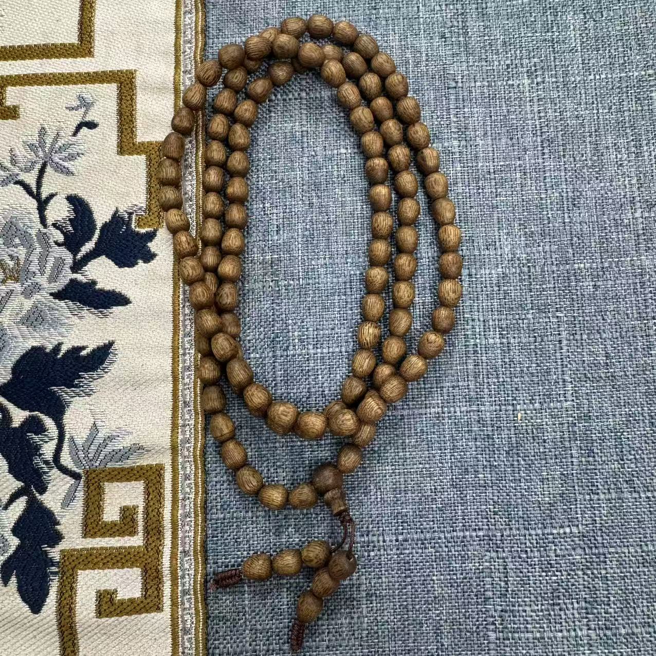 沉香35  古珠蚁王白奇手串-多样性发货-x16