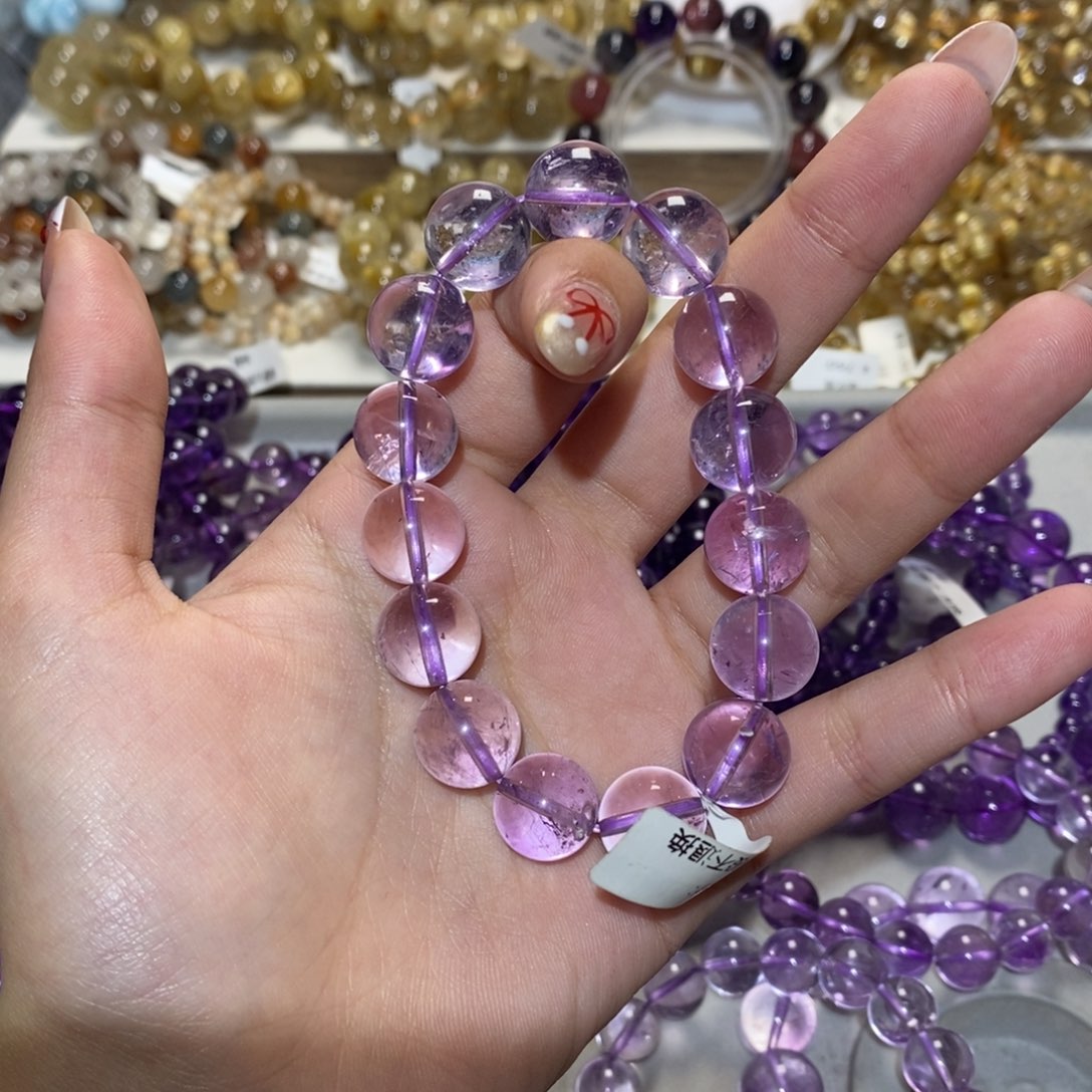 水晶手链未镶嵌上****?手链