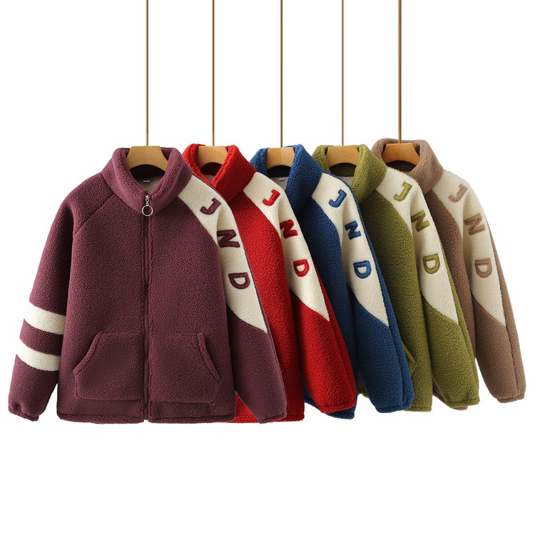 中老年女士冬季保暖加厚拼色字母棉服大码外套舒适百搭设计