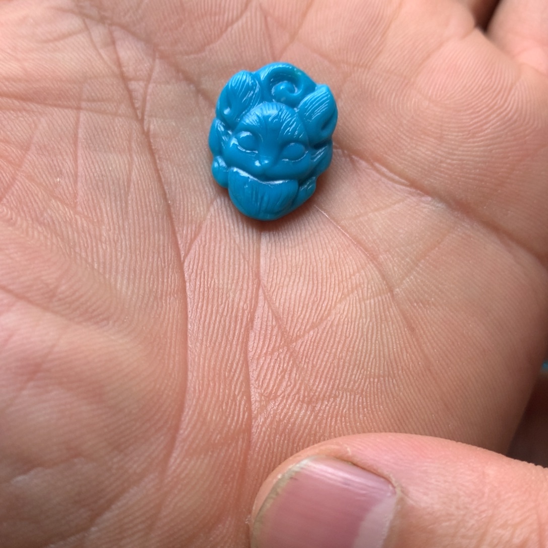 绿松石未镶嵌颈饰