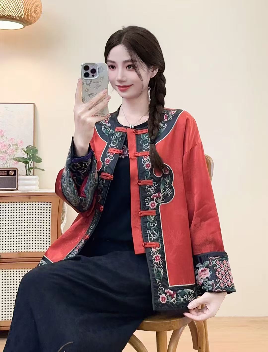 2025秋季新款新中式国风刺绣花对襟外套女宽松显瘦百搭上衣女
