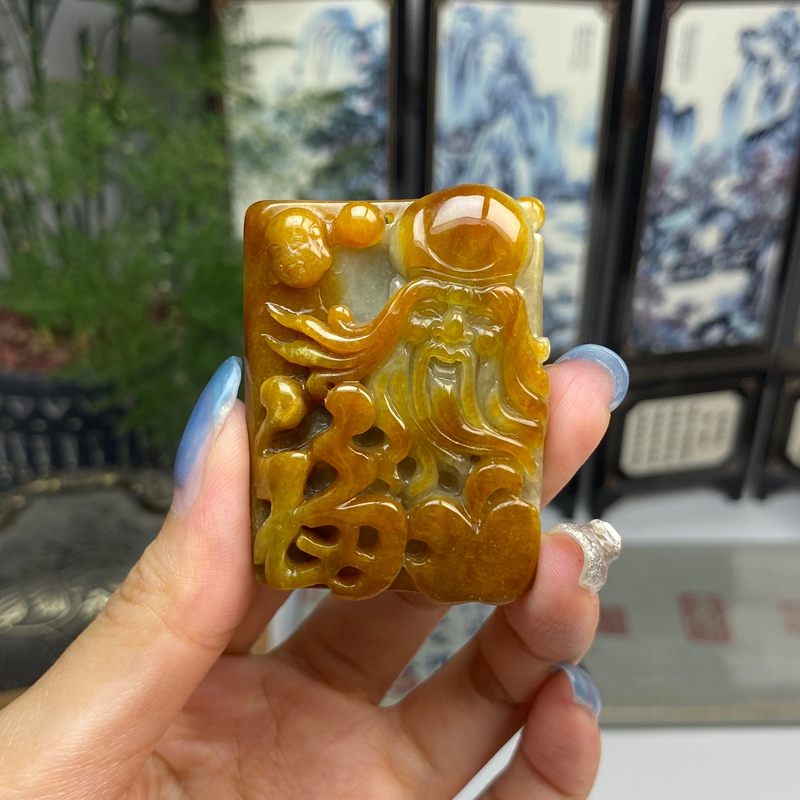 老料鸡油黄翡福在眼前寿星公挂件 天然翡翠A货