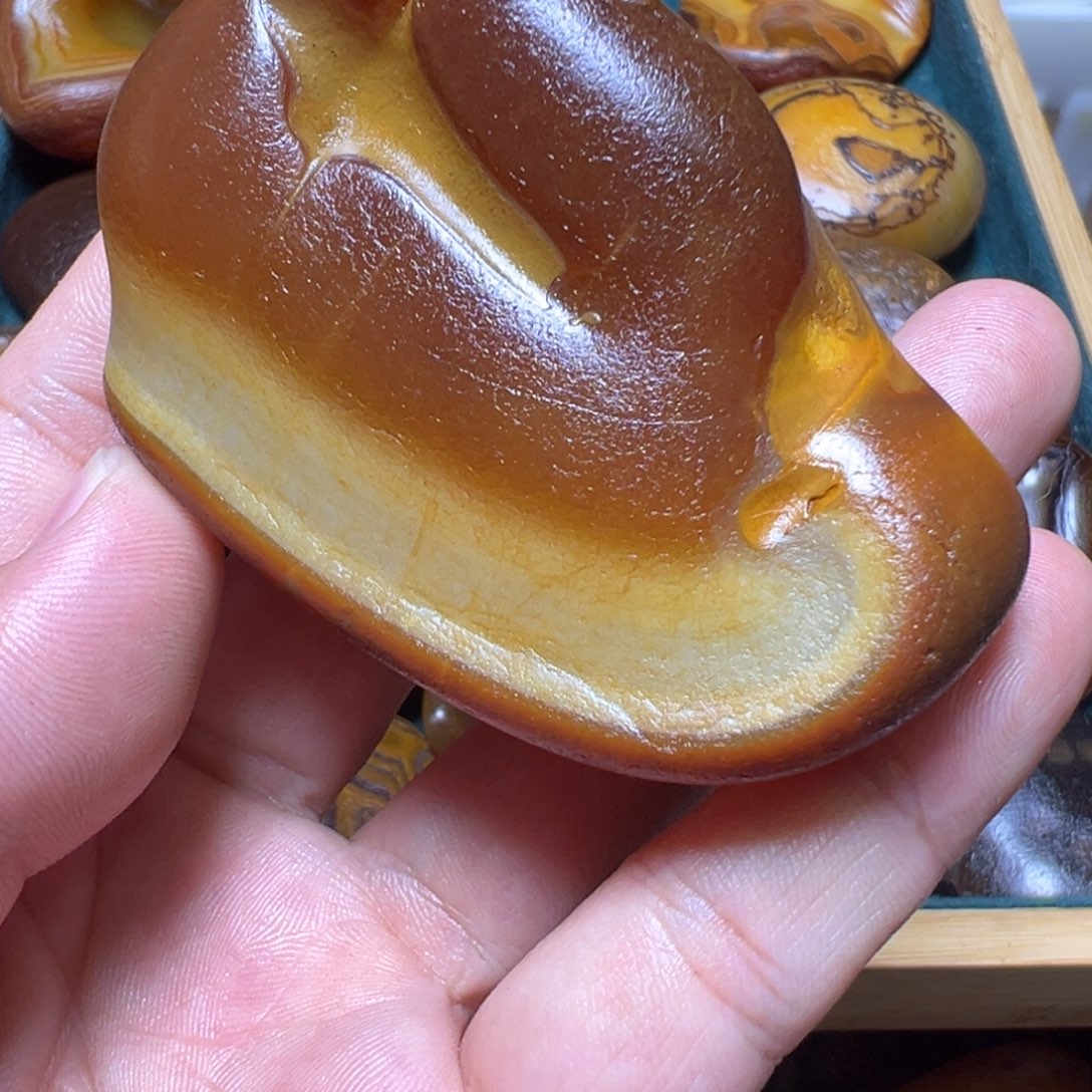 陈***华瓷片马达加斯加奇石
