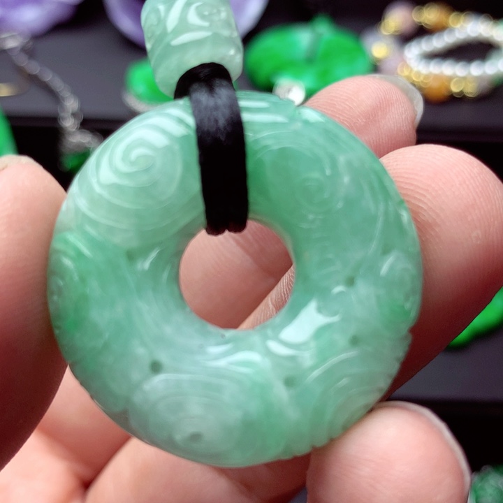 洪***器翡翠未镶嵌吊坠(不含链)