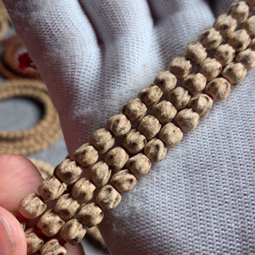 柏香籽/百香籽吊坠