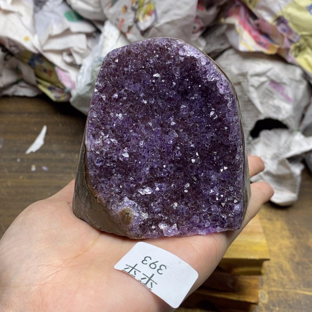 紫晶乌拉圭未镶嵌