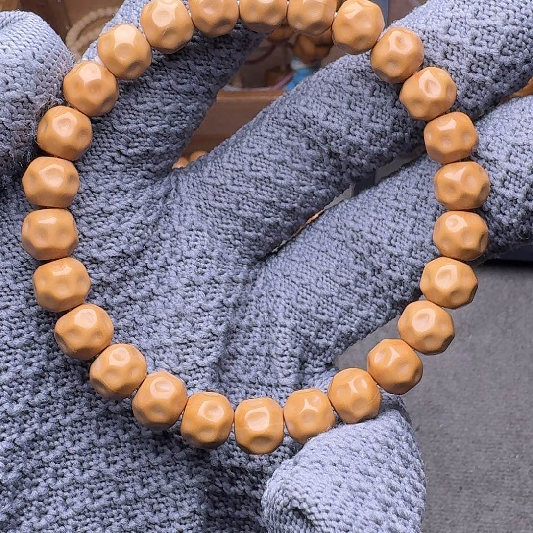 手串猴头核桃镜面深坑奶酪8.8mm