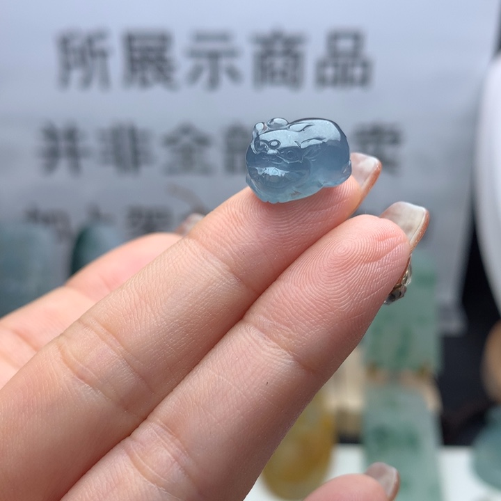 定制翡翠未镶嵌天然翡翠
