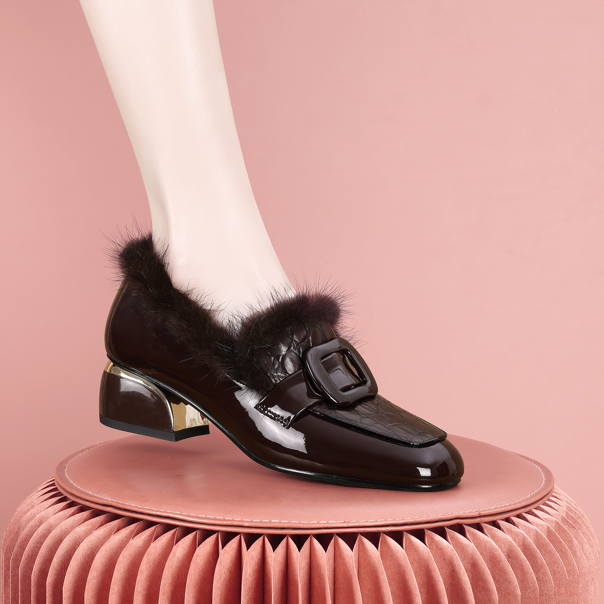 梵芮诗2025方头水貂毛加绒美拉德系中口低跟单鞋-J2318